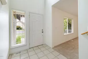 2542 NE Keats Dr, Bend, OR 97701 - Photo 15