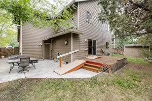 2542 NE Keats Dr, Bend, OR 97701 - Photo 19