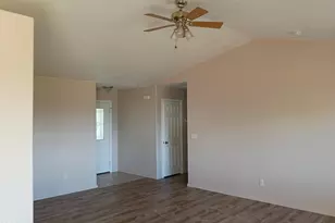 7344 Ruth Dr, Klamath Falls, OR 97603 - Photo 3
