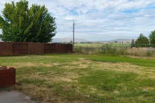 7344 Ruth Dr, Klamath Falls, OR 97603 - Photo 13