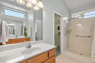 2783 Parkwood Village Ln, Central Point, OR 97502 - Photo 27