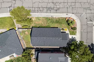 2783 Parkwood Village Ln, Central Point, OR 97502 - Photo 43
