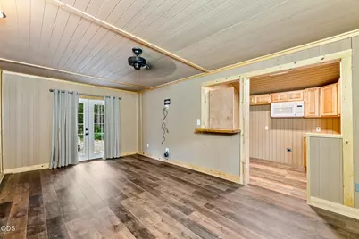 135 Rolling Hills Drive, Grants Pass, OR 97526 - Photo 31