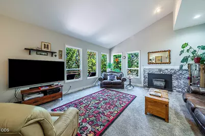 1000 Ivy Lane, Ashland, OR 97520 - Photo 5