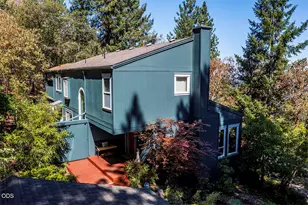 1000 Ivy Ln, Ashland, OR 97520 - Photo 1