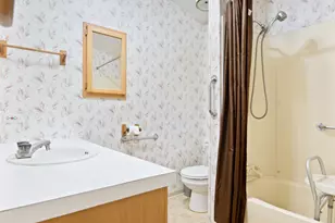 200 Lizzy Ln, Glendale, OR 97442 - Photo 11