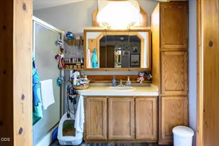 64100 N Hwy 97, Bend, OR 97701 - Photo 11