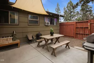 669 NE Lafayette Ave, Bend, OR 97701 - Photo 13