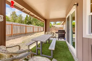 1003 SE Grandview Ave, Grants Pass, OR 97527 - Photo 29