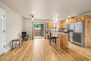 1003 SE Grandview Ave, Grants Pass, OR 97527 - Photo 31