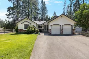 4809 E Evans Creek Rd, Rogue River, OR 97537 - Photo 1
