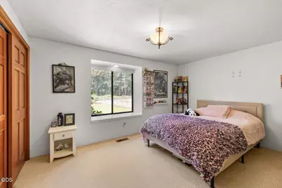 4809 E Evans Creek Road, Rogue River, OR 97537 - Photo 25