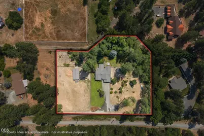 4809 E Evans Creek Road, Rogue River, OR 97537 - Photo 3
