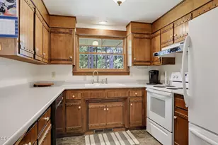 2280 Queens Branch Rd, Rogue River, OR 97537 - Photo 19