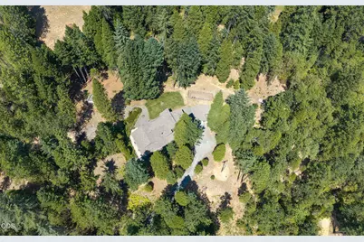 2280 Queens Branch Road, Rogue River, OR 97537 - Photo 57