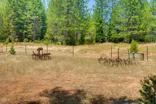 2280 Queens Branch Rd, Rogue River, OR 97537 - Photo 53