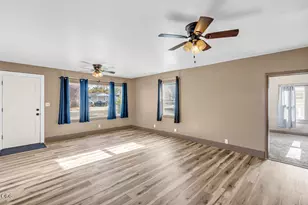 506 W Clark St, Medford, OR 97501 - Photo 11