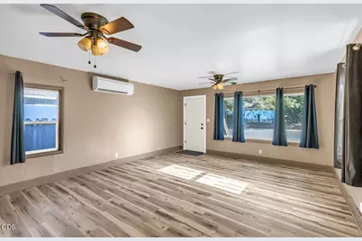 506 W Clark Street, Medford, OR 97501 - Photo 9
