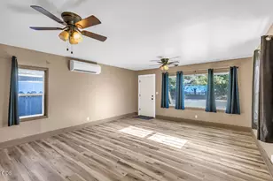 506 W Clark St, Medford, OR 97501 - Photo 9