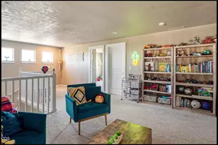 4594 SW Volcano View Way, Redmond, OR 97756 - Photo 23