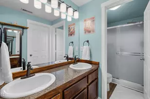 2949 NW 22nd St, Redmond, OR 97756 - Photo 3