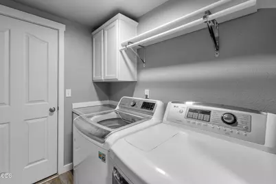 2949 NW 22nd Street, Redmond, OR 97756 - Photo 25
