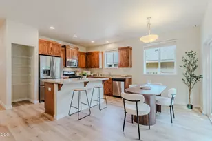 640 SE Reed Market Rd, Bend, OR 97702 - Photo 7