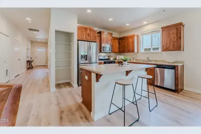 640 SE Reed Market Road, Bend, OR 97702 - Photo 9