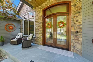 2721 NW Champion Cir, Bend, OR 97703 - Photo 9