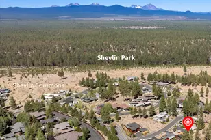 62768 NW Sand Lily Way, Bend, OR 97703 - Photo 11
