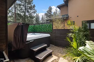 62768 NW Sand Lily Way, Bend, OR 97703 - Photo 37