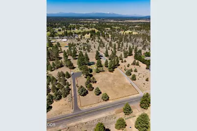 60445 Billadeau Road, Bend, OR 97702 - Photo 47