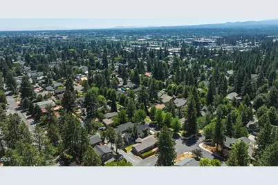 1564 NW Elgin Avenue, Bend, OR 97703 - Photo 37
