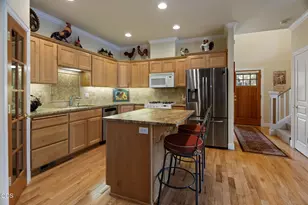 19350 S W Laurelhurst Way, Bend, OR 97702 - Photo 7