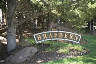 19350 S W Laurelhurst Way, Bend, OR 97702 - Photo 3