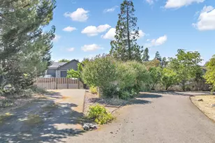 1282 Shady Ln, Grants Pass, OR 97527 - Photo 59