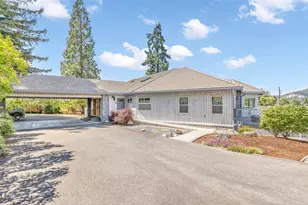 1282 Shady Ln, Grants Pass, OR 97527 - Photo 3