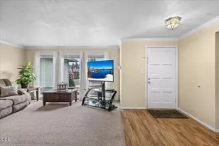 2978 Seckel St, Medford, OR 97504 - Photo 5