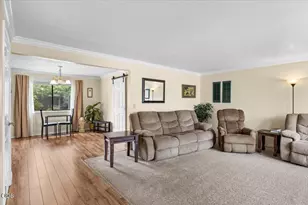 2978 Seckel St, Medford, OR 97504 - Photo 7
