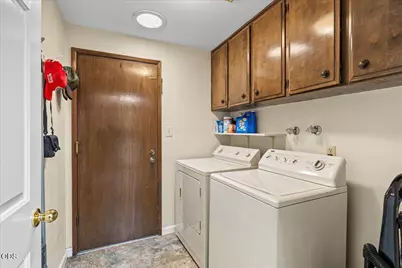 2978 Seckel Street, Medford, OR 97504 - Photo 15