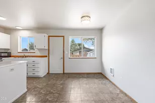 2943 SW Pumice Pl, Redmond, OR 97756 - Photo 9