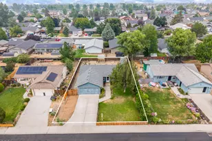 2943 SW Pumice Pl, Redmond, OR 97756 - Photo 3