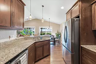 3229 Pecan Ct, Medford, OR 97504 - Photo 15