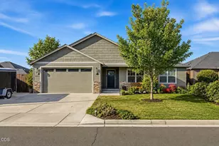 3229 Pecan Ct, Medford, OR 97504 - Photo 41