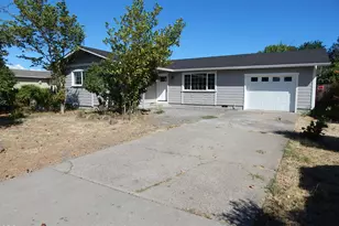 8222 Division Rd, White City, OR 97503 - Photo 1