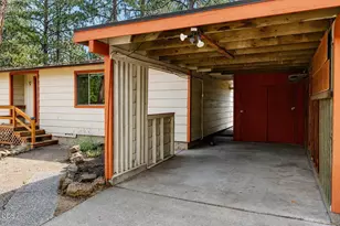 60866 Granite Dr, Bend, OR 97702 - Photo 21