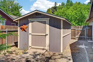 1545 SW 17th St, Redmond, OR 97756 - Photo 31