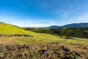 312 Sky Ridge Rd, Ashland, OR 97520 - Photo 43