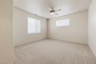 1007 Highbury Dr, Medford, OR 97501 - Photo 23