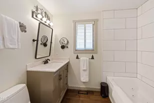 17842 Mt Hood Ln, Sunriver, OR 97707 - Photo 21